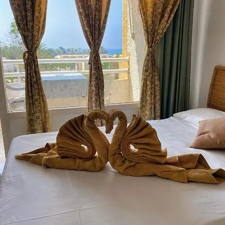 Las Americas Peaceful Ocean View Appartement