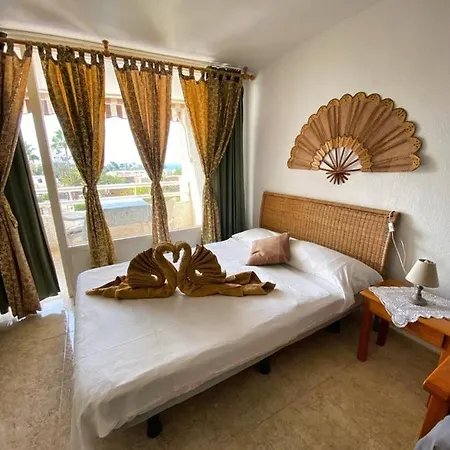 Las Americas Peaceful Ocean View